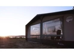 Isabella Caravanvoortent Commodore Dawn 300 -AvontuurTent Winkel 4 2 isabella caravanvoortent commodore dawn sfeer isacommodawn