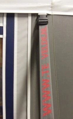 Hele Luifel Voor Voortent Aanritsbaar De Vaart Standaard Serie 6 Hele Luifel Voor Voortent Aanritsbaar De Vaart Standaard Serie -AvontuurTent Winkel te velde stormband